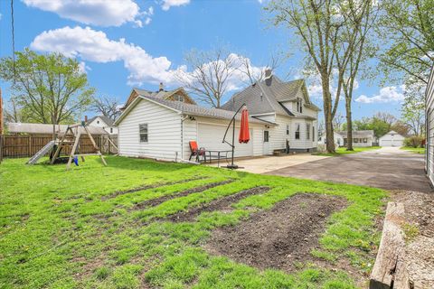 Tiny photo for 719 E Allen Street, Farmer City, IL 61842 (MLS # 12613555)