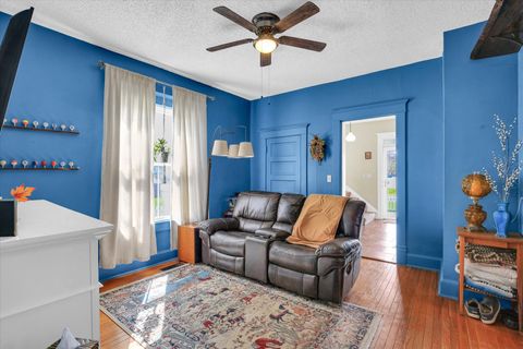 Tiny photo for 719 E Allen Street, Farmer City, IL 61842 (MLS # 12613555)