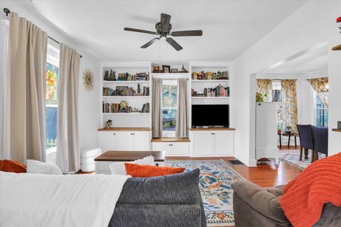 Tiny photo for 719 E Allen Street, Farmer City, IL 61842 (MLS # 12613555)