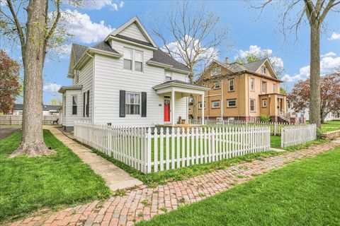 Tiny photo for 719 E Allen Street, Farmer City, IL 61842 (MLS # 12613555)