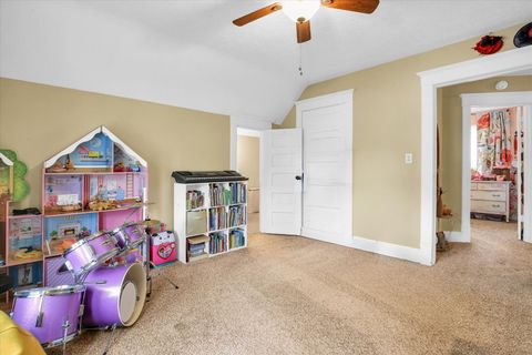 Tiny photo for 719 E Allen Street, Farmer City, IL 61842 (MLS # 12613555)