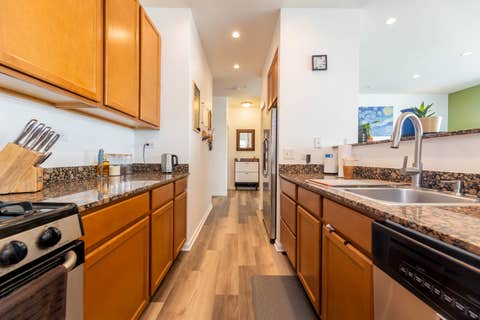 Tiny photo for 17 W 35th Street #304, Chicago, IL 60616 (MLS # 12738459)