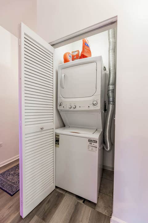 Tiny photo for 17 W 35th Street #304, Chicago, IL 60616 (MLS # 12738459)