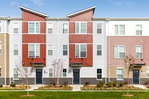 Photo of 857 Finley Drive, Aurora, IL 60504 (MLS # 12595493)