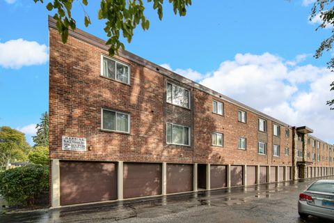 Tiny photo for 10210 Washington Avenue #311, Oak Lawn, IL 60453 (MLS # 12393144)