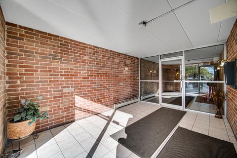 Tiny photo for 10210 Washington Avenue #311, Oak Lawn, IL 60453 (MLS # 12393144)