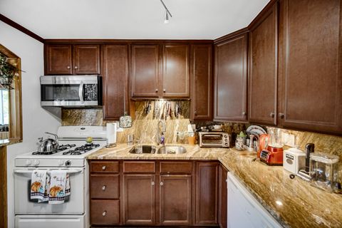 Tiny photo for 10210 Washington Avenue #311, Oak Lawn, IL 60453 (MLS # 12393144)