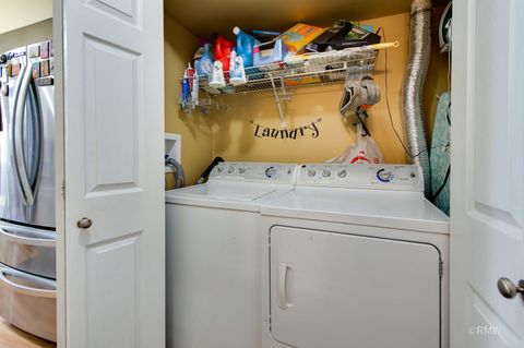 Tiny photo for 324 Juniper Circle, Streamwood, IL 60107 (MLS # 12465816)