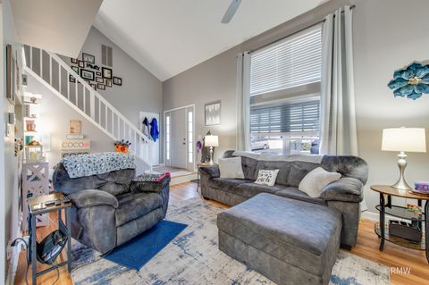 Tiny photo for 324 Juniper Circle, Streamwood, IL 60107 (MLS # 12465816)