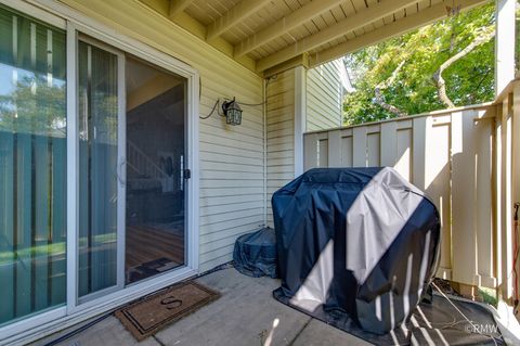 Tiny photo for 324 Juniper Circle, Streamwood, IL 60107 (MLS # 12465816)