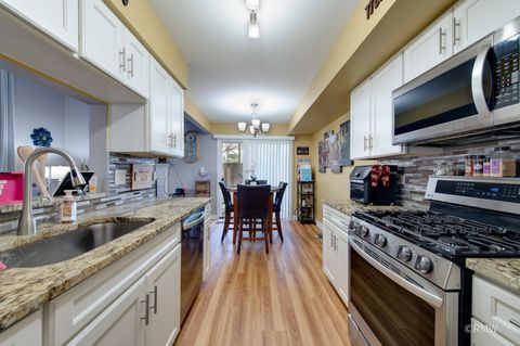 Tiny photo for 324 Juniper Circle, Streamwood, IL 60107 (MLS # 12465816)