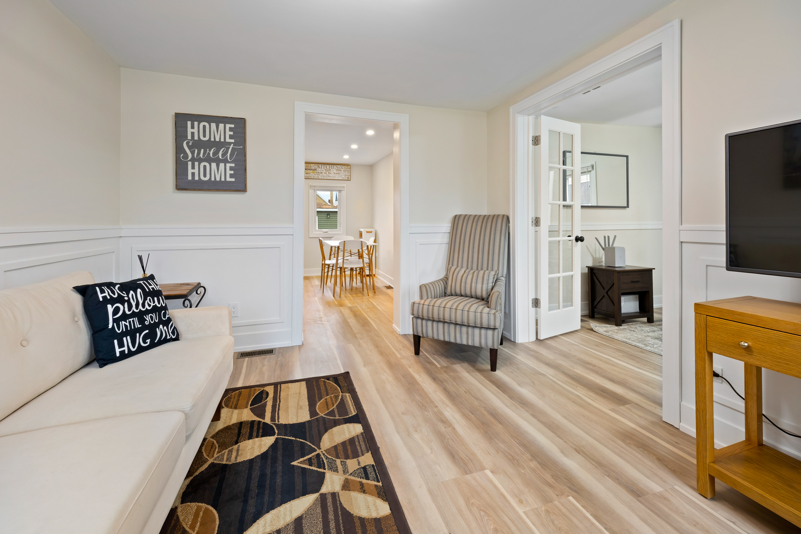 3909 N cumberland Avenue