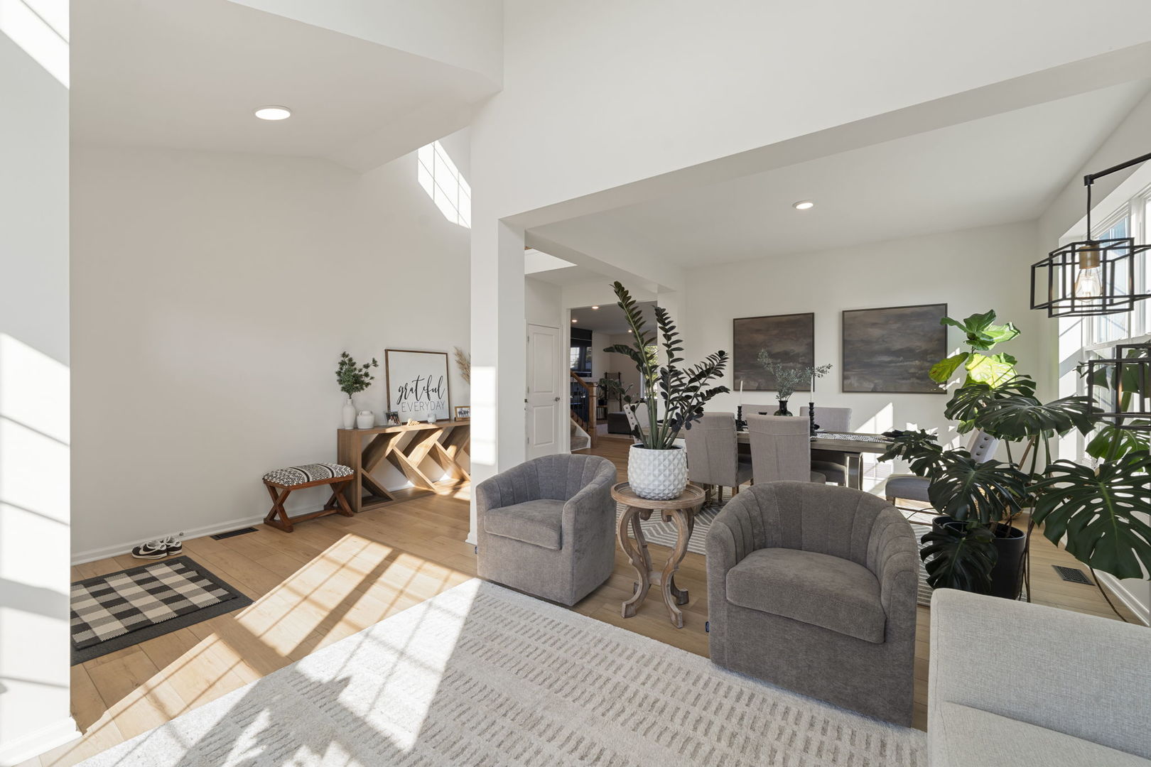 25220 W Zoumar Drive