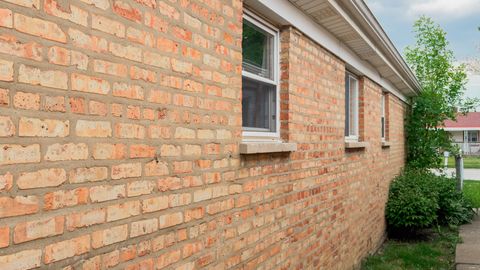 Tiny photo for 7848 Meade Avenue, Burbank, IL 60459 (MLS # 12585920)