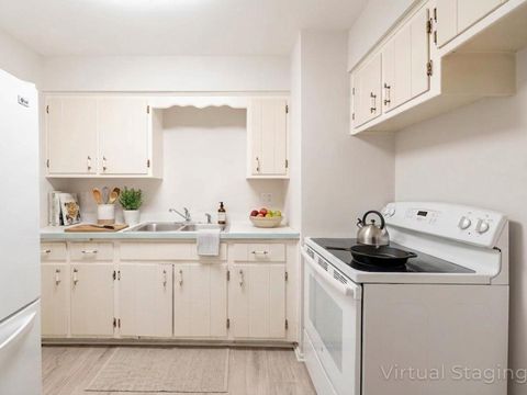 Tiny photo for 314 Lathrop Avenue #406, Forest Park, IL 60130 (MLS # 12613256)