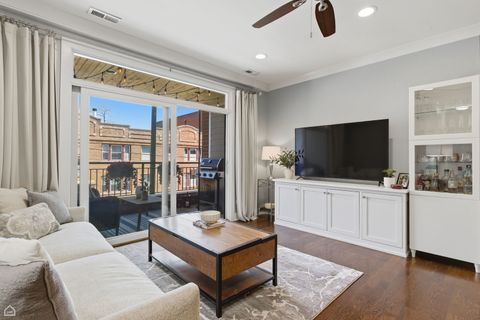 Tiny photo for 3047 N Oakley Avenue #205, Chicago, IL 60618 (MLS # 12626541)