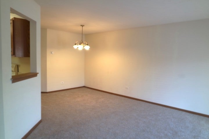 4120 Williamsburg Court 302