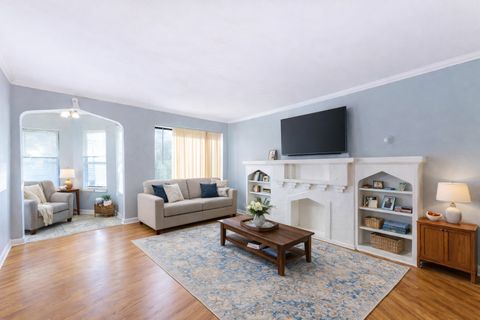 Tiny photo for 7628 S Essex Avenue #1N, Chicago, IL 60649 (MLS # 12546835)