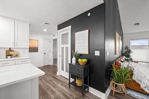 Tiny photo for 3043 Shanes Way #3043, Bettendorf, IA 52722 (MLS # 12585480)