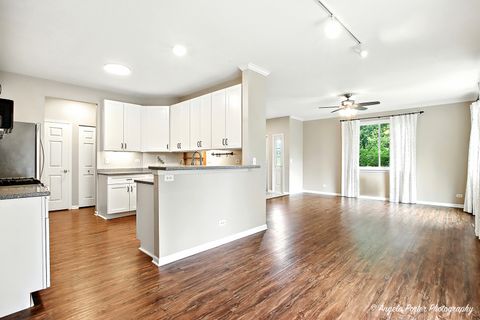 Tiny photo for 4342 Shooting Star Drive, Island Lake, IL 60042 (MLS # 12445639)