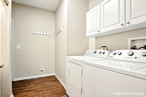 Tiny photo for 4342 Shooting Star Drive, Island Lake, IL 60042 (MLS # 12445639)