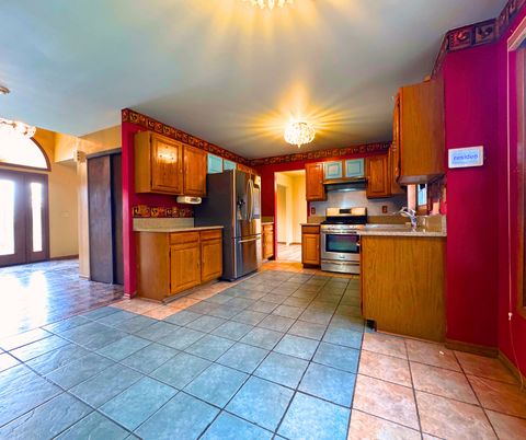 Tiny photo for 1155 Hanover Drive, Batavia, IL 60510 (MLS # 12521839)