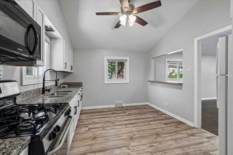 Tiny photo for 15218 Hastings Drive, Dolton, IL 60419 (MLS # 12792375)