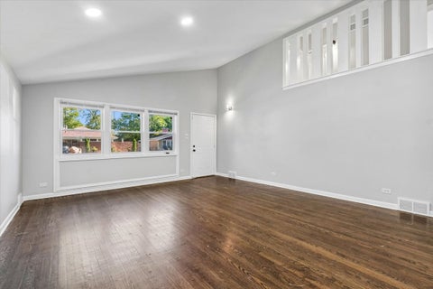 Tiny photo for 15218 Hastings Drive, Dolton, IL 60419 (MLS # 12792375)