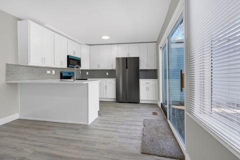 Tiny photo for 918 Cordoba Court, University Park, IL 60484 (MLS # 12579012)