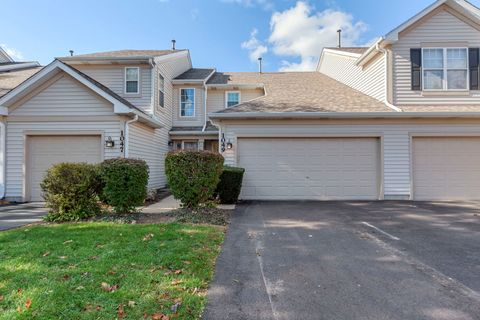 Photo of 1049 Horizon Ridge, Lake In The Hills, IL 60156 (MLS # 12508390)