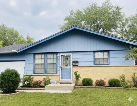 Tiny photo for 16465 Roy Street, Oak Forest, IL 60452 (MLS # 12490694)