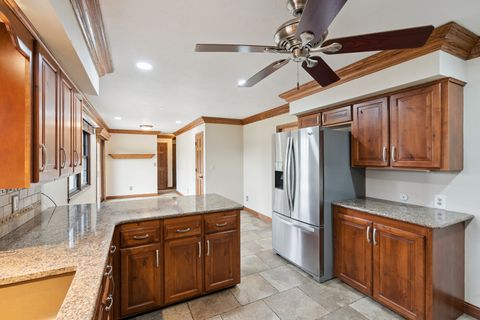 Tiny photo for 3720 44th Street, Rock Island, IL 61201 (MLS # 12601003)