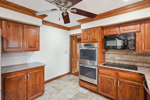 Tiny photo for 3720 44th Street, Rock Island, IL 61201 (MLS # 12601003)