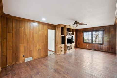 Tiny photo for 3720 44th Street, Rock Island, IL 61201 (MLS # 12601003)