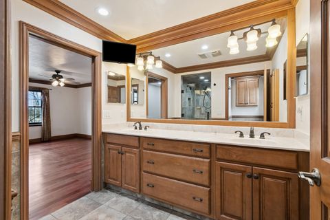 Tiny photo for 3720 44th Street, Rock Island, IL 61201 (MLS # 12601003)