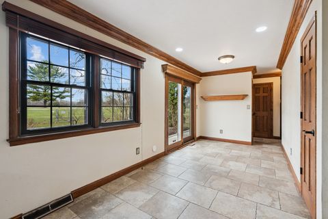 Tiny photo for 3720 44th Street, Rock Island, IL 61201 (MLS # 12601003)