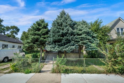 Tiny photo for 11548 S State Street, Chicago, IL 60628 (MLS # 12482188)