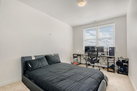 Tiny photo for 4248 S Drexel Boulevard #3S, Chicago, IL 60653 (MLS # 12582473)