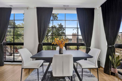 Tiny photo for 1833 N Larrabee Street #2, Chicago, IL 60614 (MLS # 12760212)