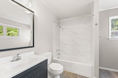 Tiny photo for 809 S Victor Street, Champaign, IL 61821 (MLS # 12455053)