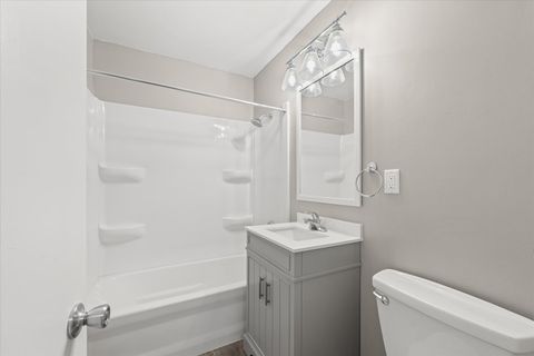 Tiny photo for 809 S Victor Street, Champaign, IL 61821 (MLS # 12455053)