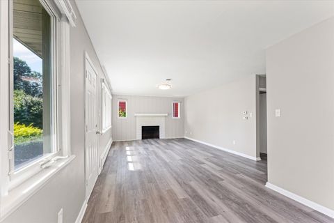 Tiny photo for 809 S Victor Street, Champaign, IL 61821 (MLS # 12455053)