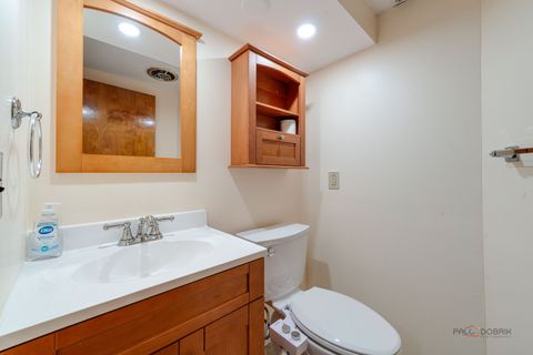 Tiny photo for 701 Thomas Court, Mundelein, IL 60060 (MLS # 12505885)