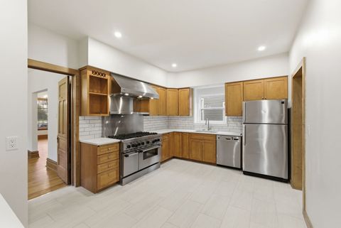 Tiny photo for 9748 S Vanderpoel Avenue, Chicago, IL 60643 (MLS # 12505401)