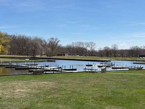 Tiny photo for 58 Vail Colony #9, Fox Lake, IL 60020 (MLS # 12618961)