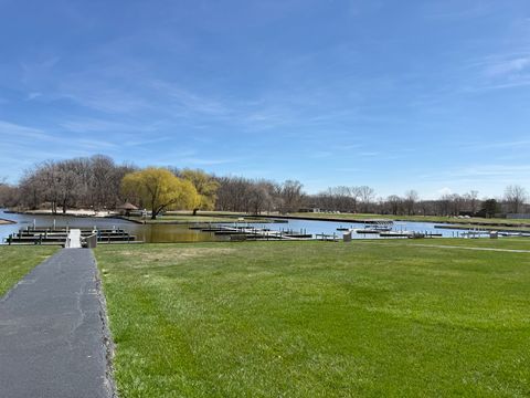 Tiny photo for 58 Vail Colony #9, Fox Lake, IL 60020 (MLS # 12618961)