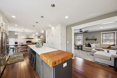 Tiny photo for 808 Shiloh Circle, Naperville, IL 60540 (MLS # 12584205)