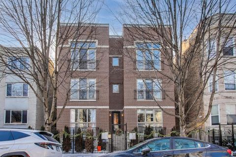 Photo of 1440 N MAPLEWOOD Avenue #3S, Chicago, IL 60622 (MLS # 12600309)