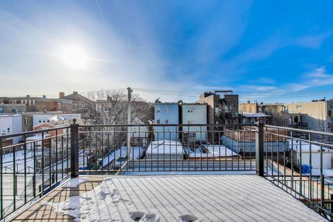 Tiny photo for 1440 N MAPLEWOOD Avenue #3S, Chicago, IL 60622 (MLS # 12600309)