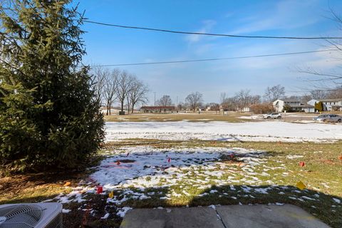 Tiny photo for 720 Hoover Drive, Carol Stream, IL 60188 (MLS # 12586248)